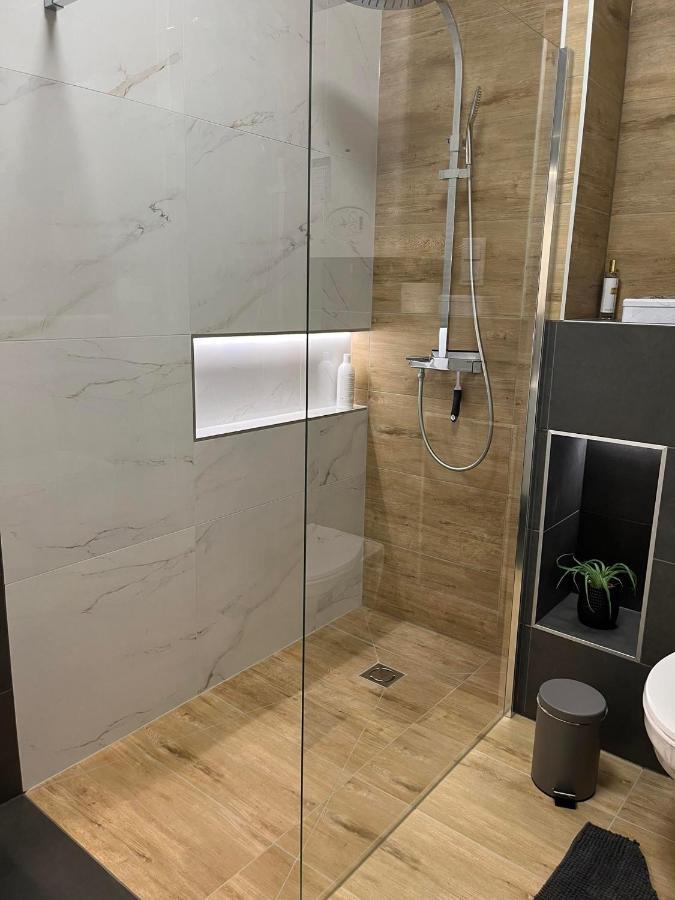 Room In The City 2 Σόπρον Εξωτερικό φωτογραφία