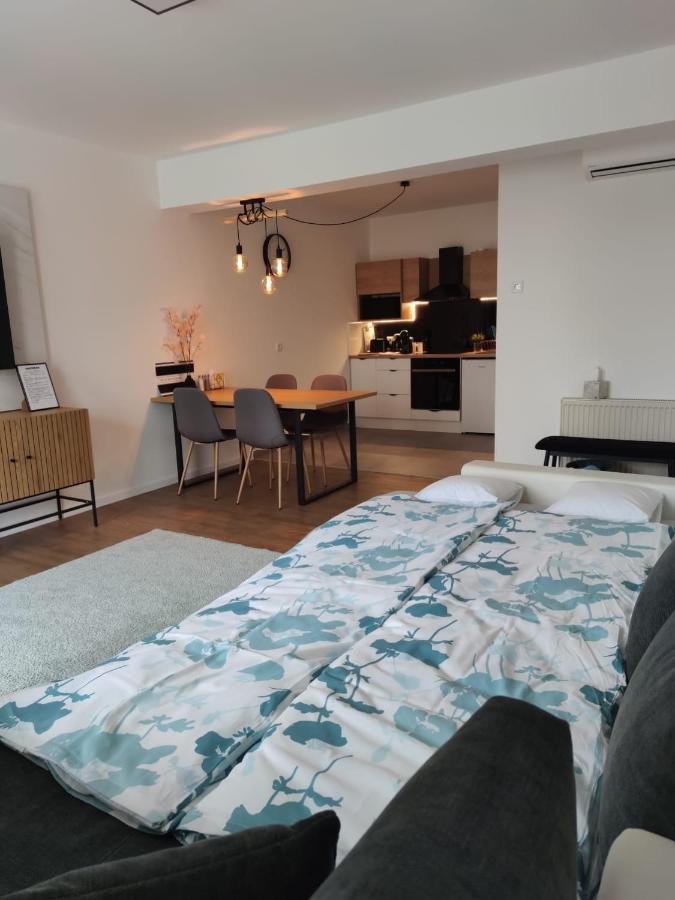 Room In The City 2 Σόπρον Εξωτερικό φωτογραφία